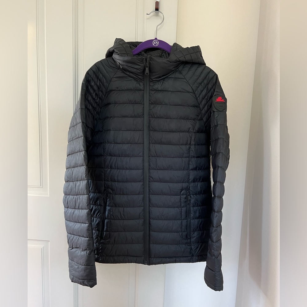 PAJAR Women’s Quilted Packable Jacket. Large